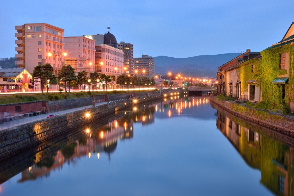 小樽市是日本北海道的一座港口都市，北海道西海岸经济中心之一