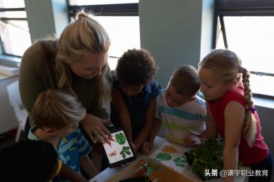 ​保育员工作久了能转幼师吗？