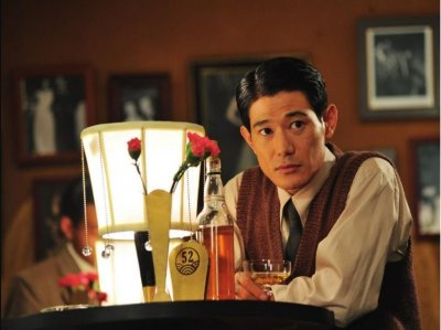 ​矢野浩二：为了做演员，我曾下跪，做随从8年，但我始终没有放弃