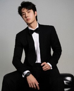 ​＂王一博微博之夜人气飙升：人脸识别引爆眼球盛典＂