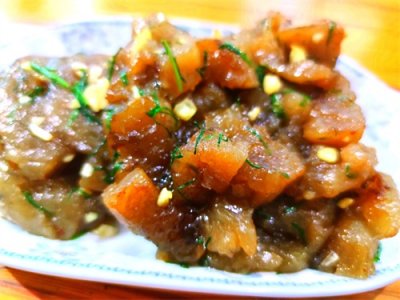 ​油而不腻，爽滑有嚼劲，炒山粉圆子，让人回味无穷