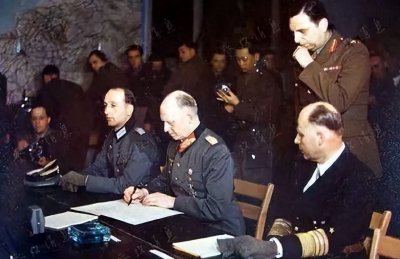 ​1914年，德国主动归还我国领土，提出一个要求，中国听完直接拒绝