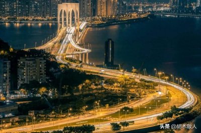 ​澳门是祖国的掌上明珠，岑浩辉接任贺一诚成为第六任特首