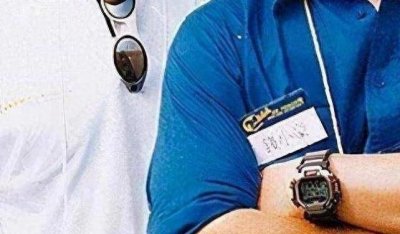 ​钱嘉乐、钱小豪：同妈不同命，一个因怪癖毁前程，一个抱得美人归