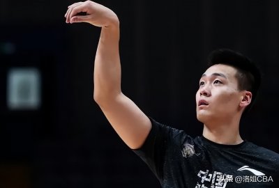 ​CBA三消息：广东官宣18人名单，万圣伟转型解说，NBL双雄齐聚CBA