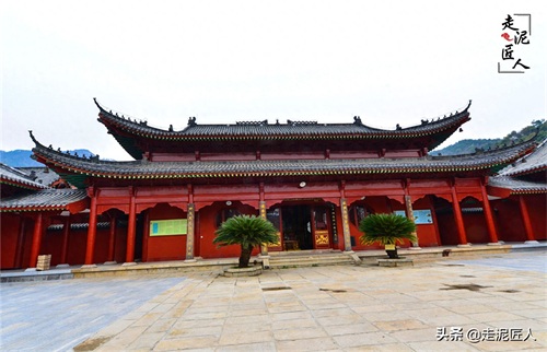 中国禅宗第一所寺院——黄梅四祖寺