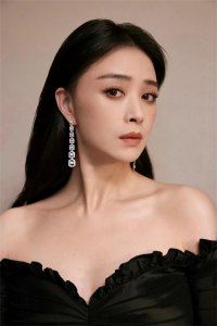 ​蒋欣，41岁的状态，高清女神壁纸