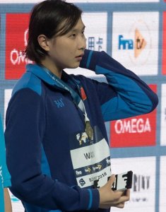 ​王简嘉禾是如何退出中国游泳队的？