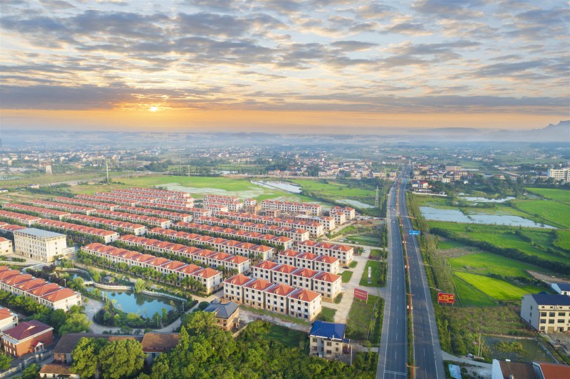 汨罗和平江哪个好(汨罗和平江那个发达)