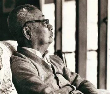 ​鲁迅三兄弟：大作家、大汉奸、大干部，三弟后代如今现状如何？