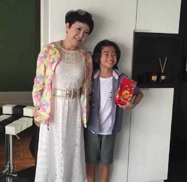 谢霆锋与张柏芝复合是真的吗 网传谢霆锋求与张柏芝复合(5)