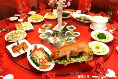 ​婚宴酒席多少钱一桌，1000元到3000元不等(档次决定宴席价格)