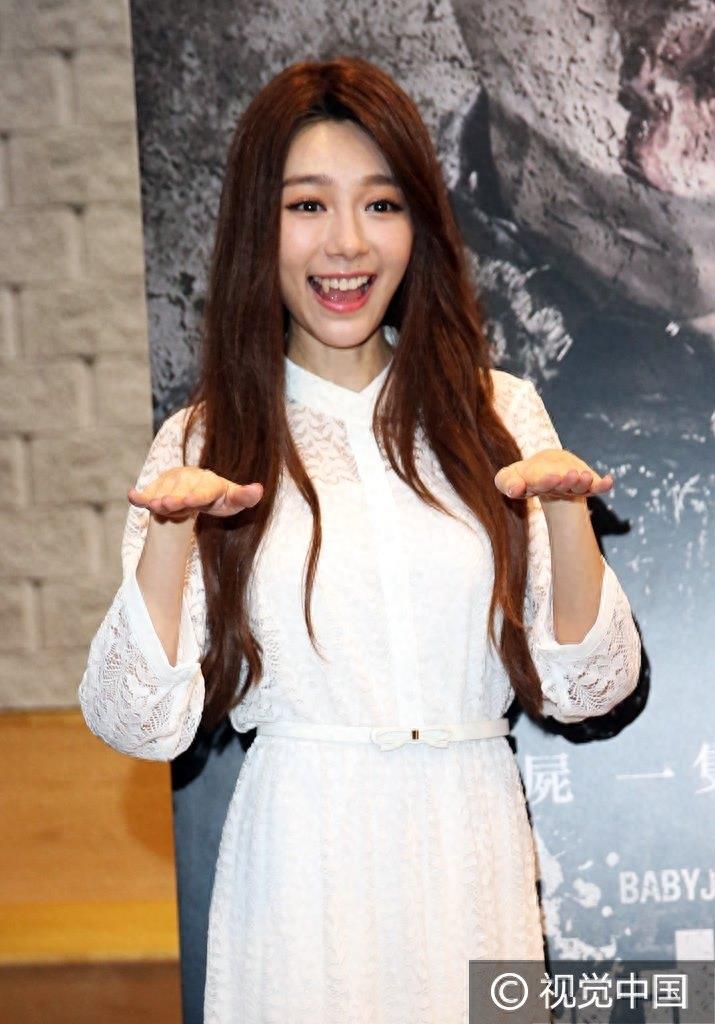 恐怖喜剧《救僵清道夫》见面会 林明祯合影粉丝画面“惊悚”