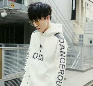 ​为什么薛之谦的歌那么悲伤