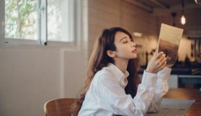 ​初次见面送女孩礼物，送什么才能让她印象深刻