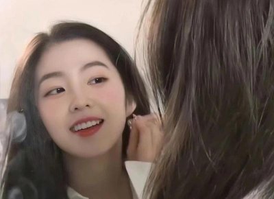 ​二婚简办穿什么衣服（二婚办酒席穿什么衣服合适）