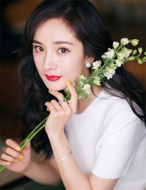 最新超高清手机壁纸 无水印,漂亮女神杨幂性感写真图片大全100张