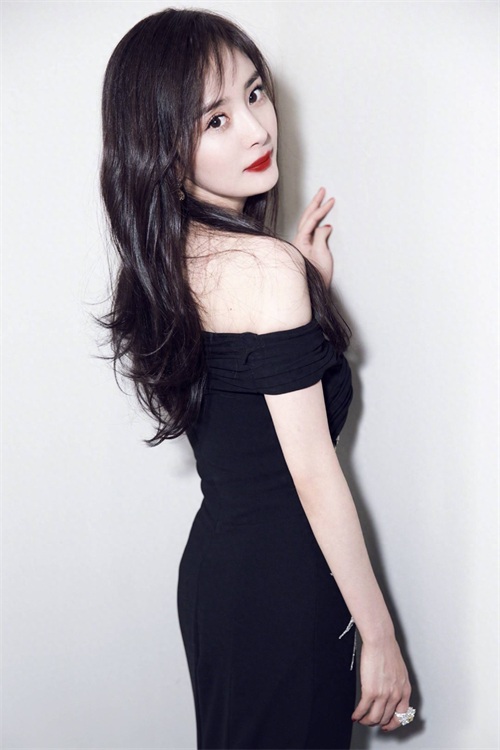 最新超高清手机壁纸 无水印,漂亮女神杨幂性感写真图片大全100张