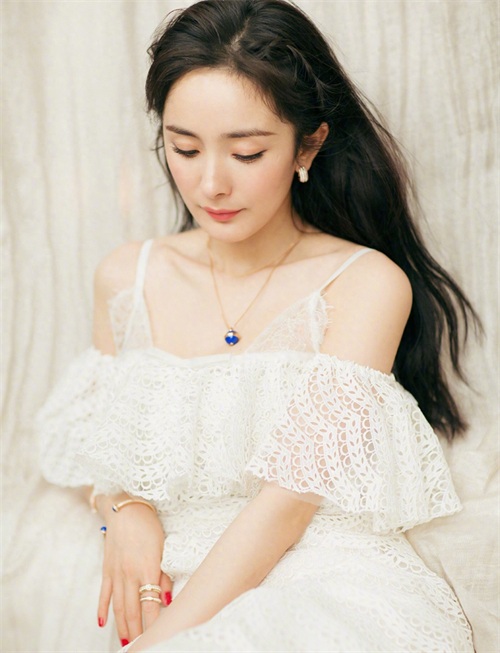 最新超高清手机壁纸 无水印,漂亮女神杨幂性感写真图片大全100张