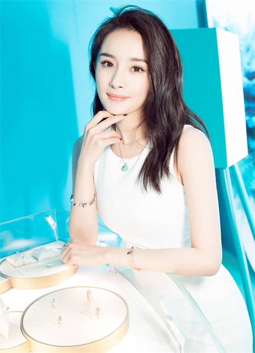 最新超高清手机壁纸 无水印,漂亮女神杨幂性感写真图片大全100张