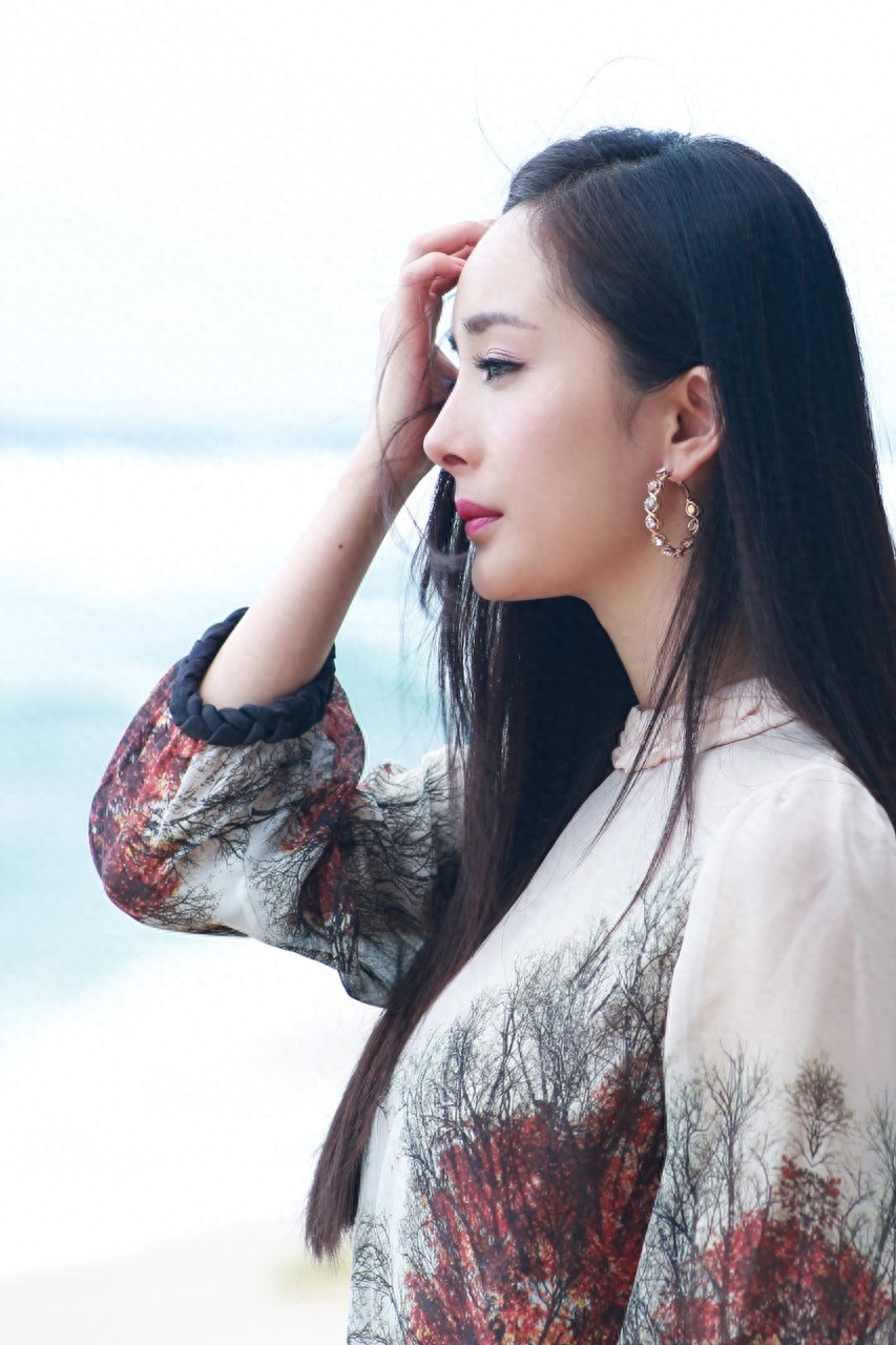 最新超高清手机壁纸 无水印,漂亮女神杨幂性感写真图片大全100张