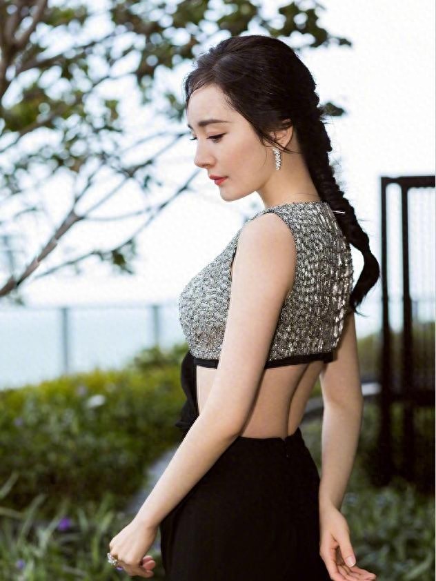 最新超高清手机壁纸 无水印,漂亮女神杨幂性感写真图片大全100张