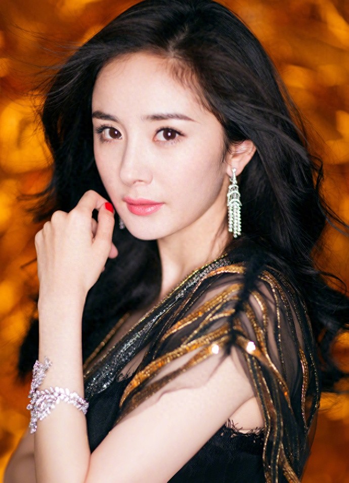 最新超高清手机壁纸 无水印,漂亮女神杨幂性感写真图片大全100张