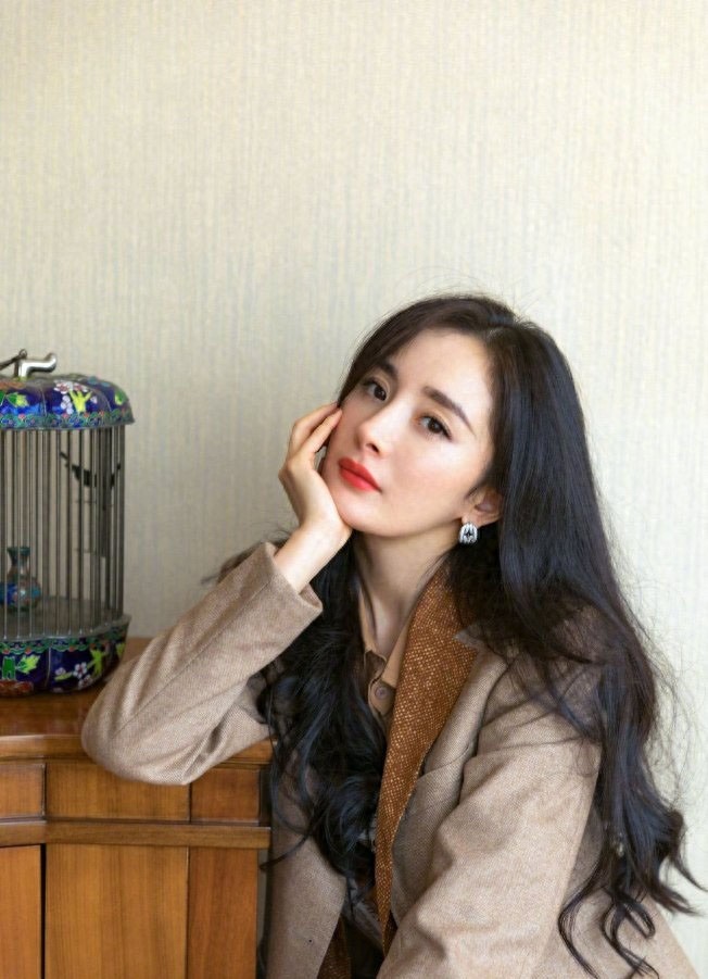 最新超高清手机壁纸 无水印,漂亮女神杨幂性感写真图片大全100张