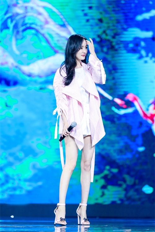 最新超高清手机壁纸 无水印,漂亮女神杨幂性感写真图片大全100张