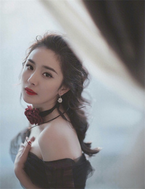 最新超高清手机壁纸 无水印,漂亮女神杨幂性感写真图片大全100张