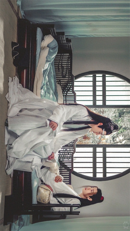 一组《陈情令》蓝忘机和魏无羡高清无水印壁纸，喜欢赶紧保存吧