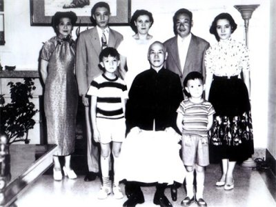 ​蒋家第四代现状：幸福的家庭都是相似的，不幸的家庭各有各的不幸