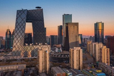 ​北京到乌鲁木齐的“北线高铁”，将把北京战略地位提升到新高度