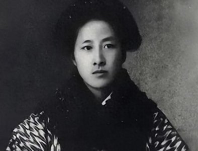 ​秋瑾被行刑前提3个请求，监斩官只能答应2个，百日后他羞愧自尽