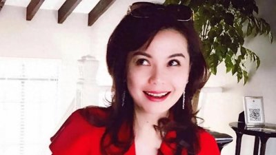 ​周冰倩，岁月里的歌与情