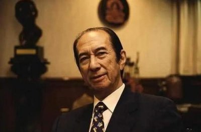 ​何猷君与奚梦瑶逛街暴露真实身高，网友猜测“最多1米65”