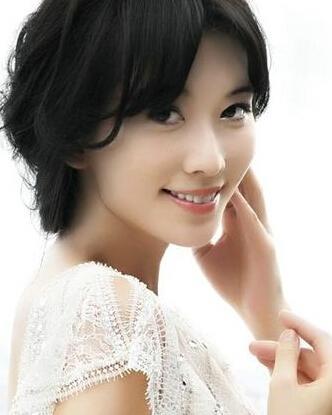 林志玲爆胸踩胸事件 林志玲的裸妆的照片