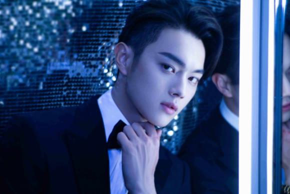 白鹿八卦资料简介:白鹿许凯在一起了吗