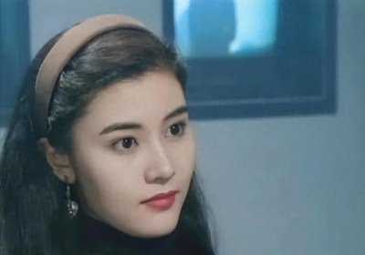 ​年轻时的李嘉欣颜值有多惊艳？50多岁依然气质超群