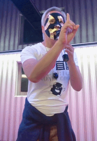 “小三”张庭当初哭晕在媒体面前，如今吞下百亿罚单转战东南亚