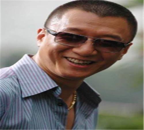 48岁孙红雷老婆近照曝光,33岁娇美妻为高材生,让人艳羡