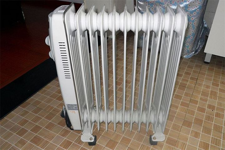 油汀费电还是空调费电（油汀取暖和空调取暖费电对比）