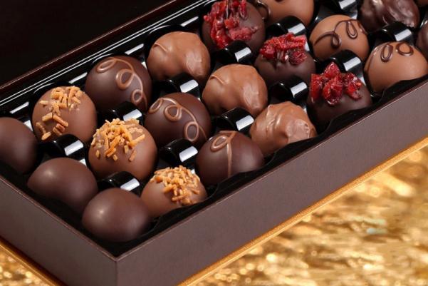 巧克力是用什么做出来的 巧克力是发物吗