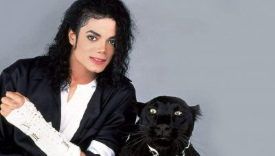 ​迈克尔杰克逊男的女的（迈克尔·杰克逊是男的还是女的?）