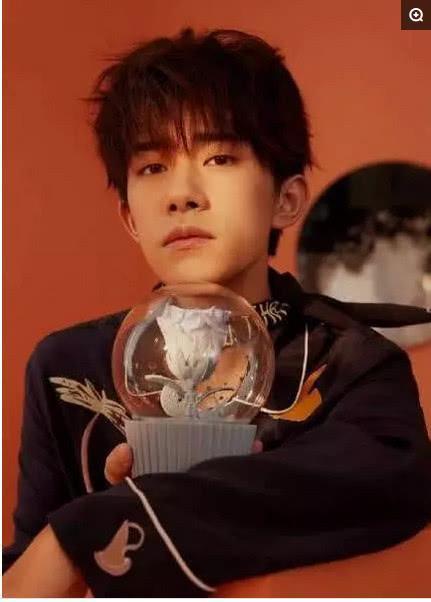 易烊千玺献荧屏初吻, 心疼少年的你