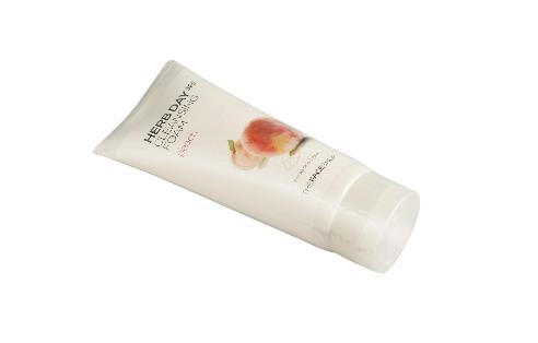 氨基酸洗面奶的好处和缺点 氨基酸洗面奶可以卸妆