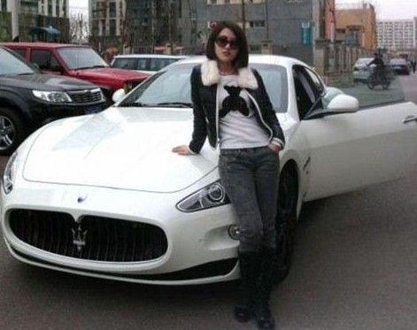 郭美美有什么背景（炫富鼻祖郭美美的背后干爹）