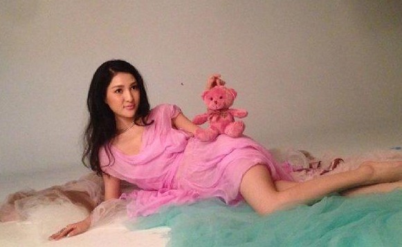 郭美美有什么背景（炫富鼻祖郭美美的背后干爹）