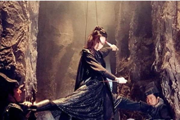 《楚乔传》中的蒙枫扮演者苑子艺原来可以这么美，怪不得楚乔要吃醋呢