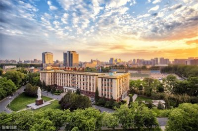 ​河北“声名狼藉”的4所野鸡大学，坑害众多考生？网友：千万别报